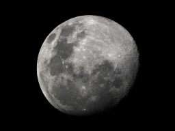 Luna 24-04-2021
